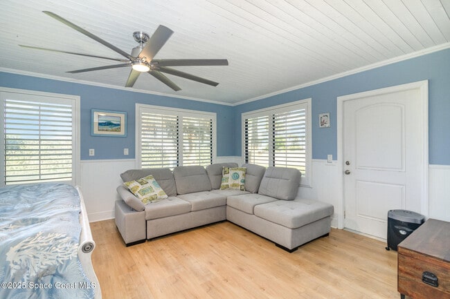 Building Photo - 106 Seawind Dr