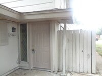 Building Photo - 5644 Birchmont Dr