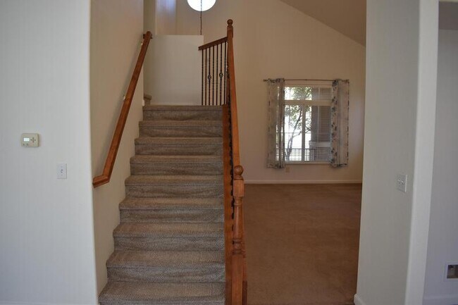 Building Photo - 4670 Tolman Way