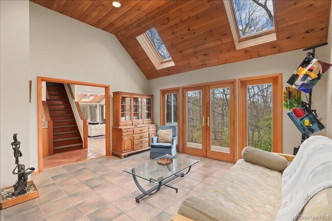 Building Photo - 1 Branch St