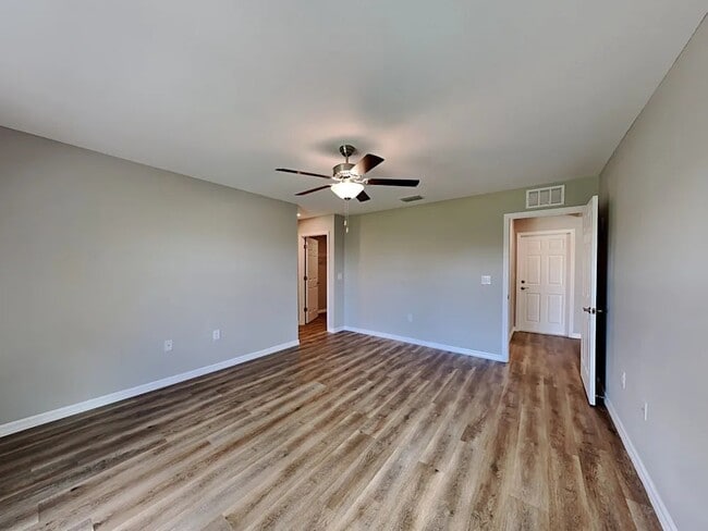 Building Photo - 602 Lindsborg Trail