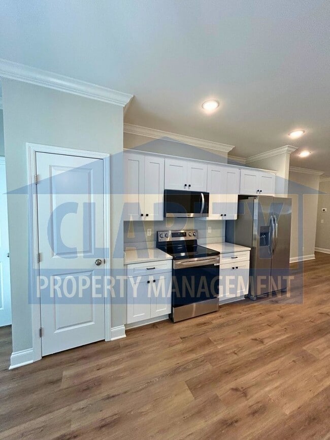 Building Photo - Newly constructed single level townhome!
