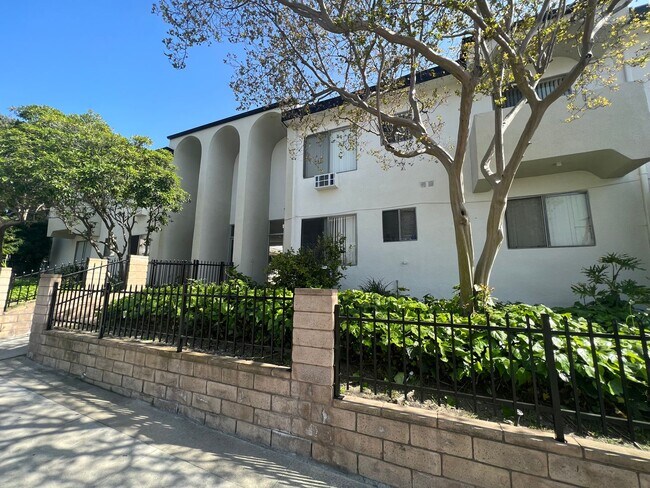 Building Photo - 7766 Wyngate St