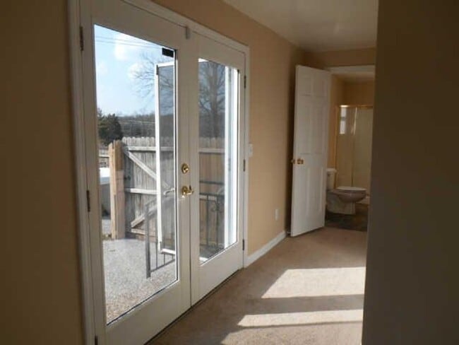 Building Photo - FOR LEASE- SINGLE FAMILY HOME IN MJ!