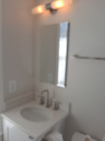 Building Photo - 1451 Park Rd NW
