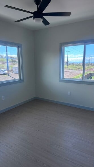 Building Photo - 1350 Kahoma St