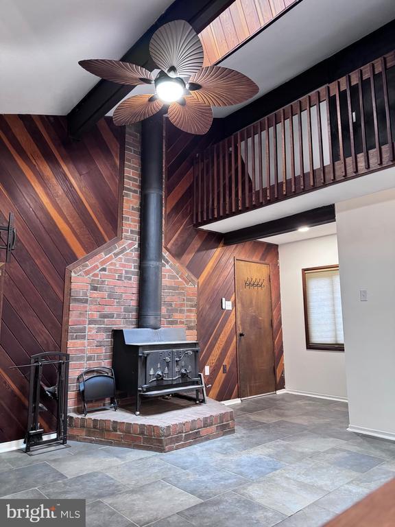 Building Photo - 6277 Occoquan Forest Dr