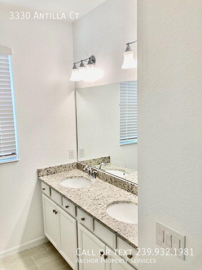 Building Photo - 3330 Antilla Ct