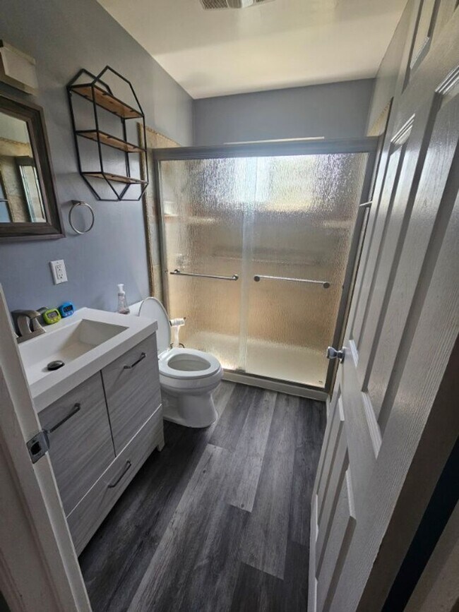 Building Photo - Four-Bedroom Fairfield Home!