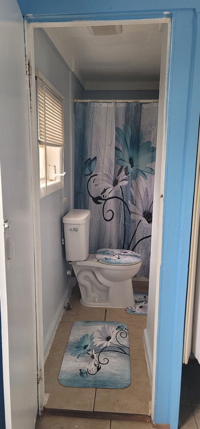 Building Photo - 3257 57th Ave N