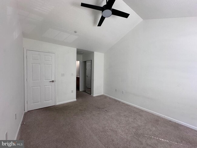 Building Photo - 5960 Millrace Ct