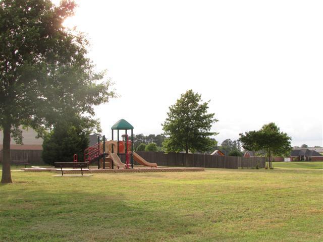 Building Photo - 4 BR Desoto Central School District Neighb...