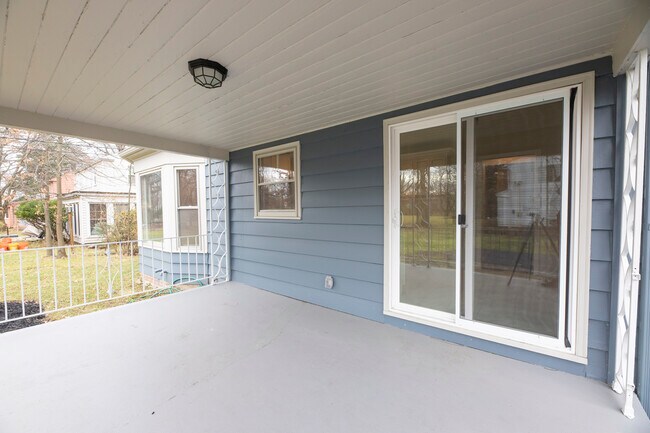 Patio - 15472 Brewster Rd