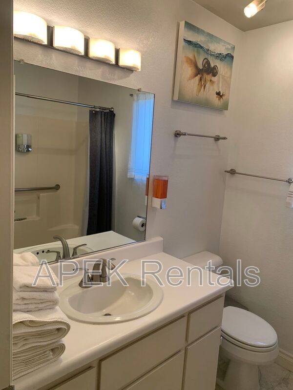 Building Photo - 61493 Desert Air Rd