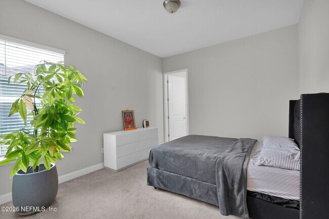 Building Photo - 247 Huguenot Ln