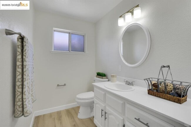 Building Photo - 2490 Ponte Mira Way