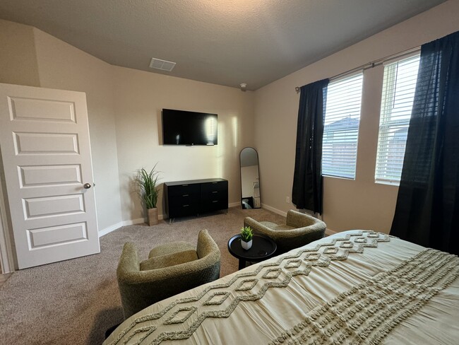 Building Photo - 5608 Madden Ln