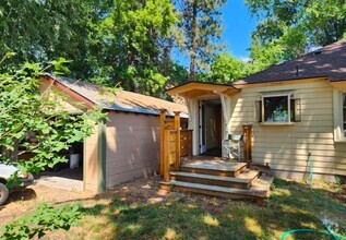 Building Photo - Most Beautiful 1bdr in Ellensburg