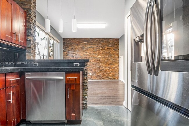 Building Photo - 11507 NW 77th St