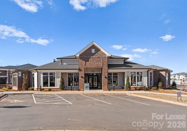 Building Photo - 1241 Columbia Cir