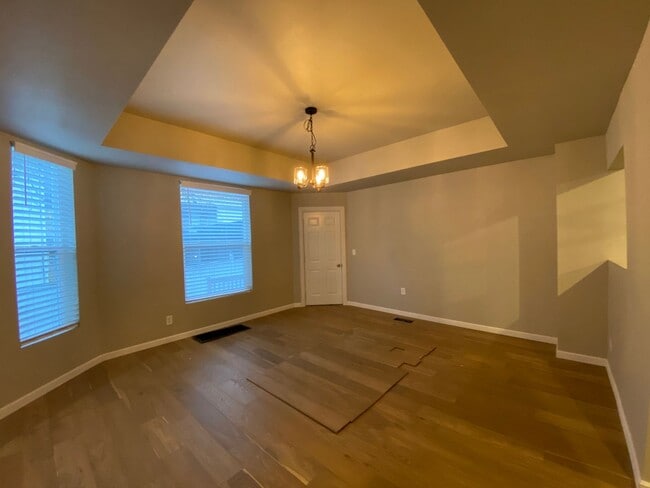Building Photo - Beautifully Updated South Hill Home in Spo...