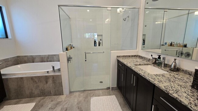 Building Photo - 8489 Apple Falls Ln