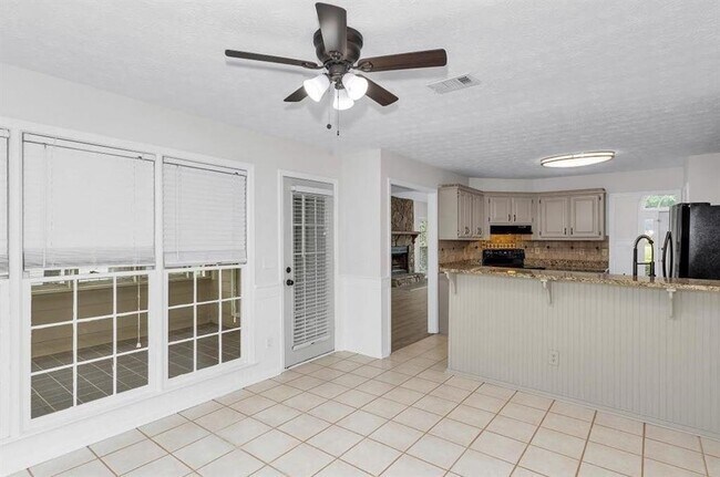 Building Photo - 1491 Pinyon Pl