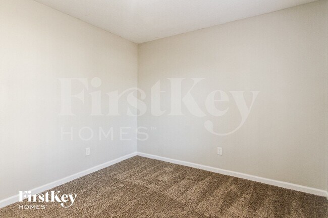 Building Photo - 11413 Kristen Cir