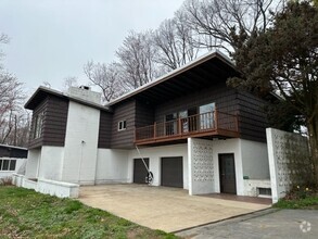 Building Photo - 3 Bedroom 2.5 Bath Home in Myerstown