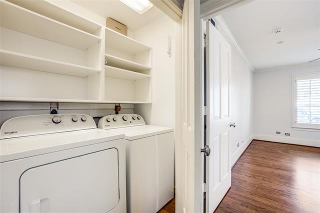 Building Photo - 6930 Kenwood Ave