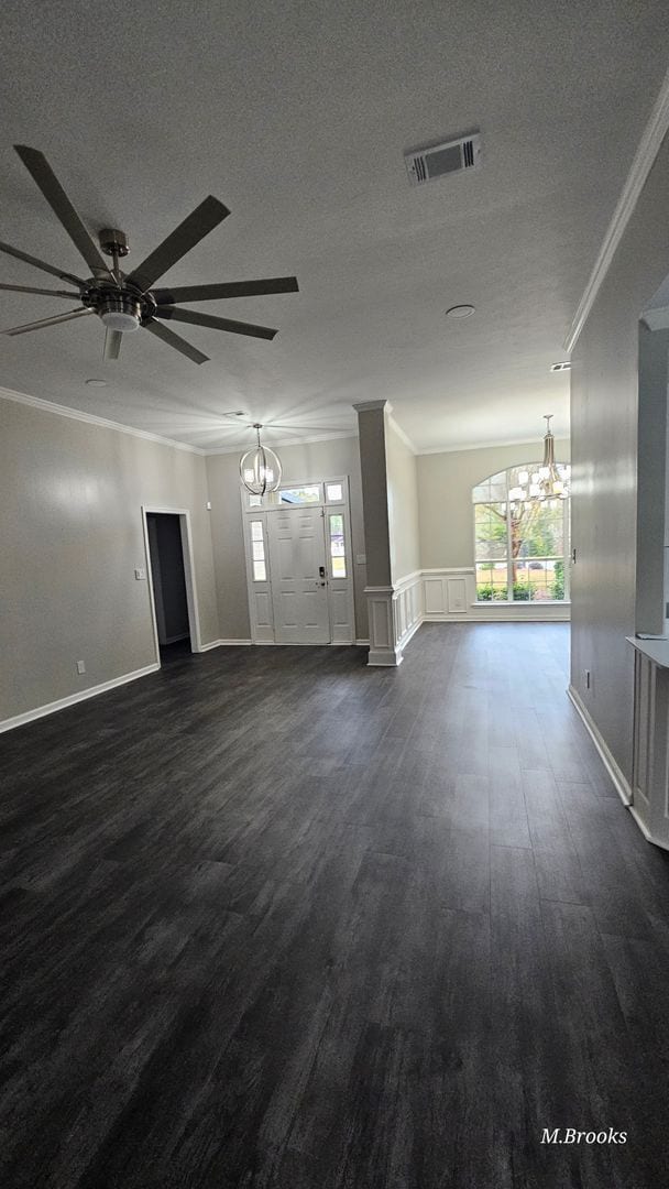 Building Photo - Country living but conveniently located in Kingsgate S/D in North Lowndes County near Moody AFB.