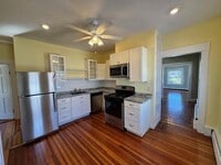 Building Photo - 436 Pawtucket Ave