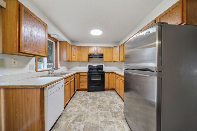 Building Photo - Amurao - 4216/4218 6th Ave NE Lacey, WA 98516