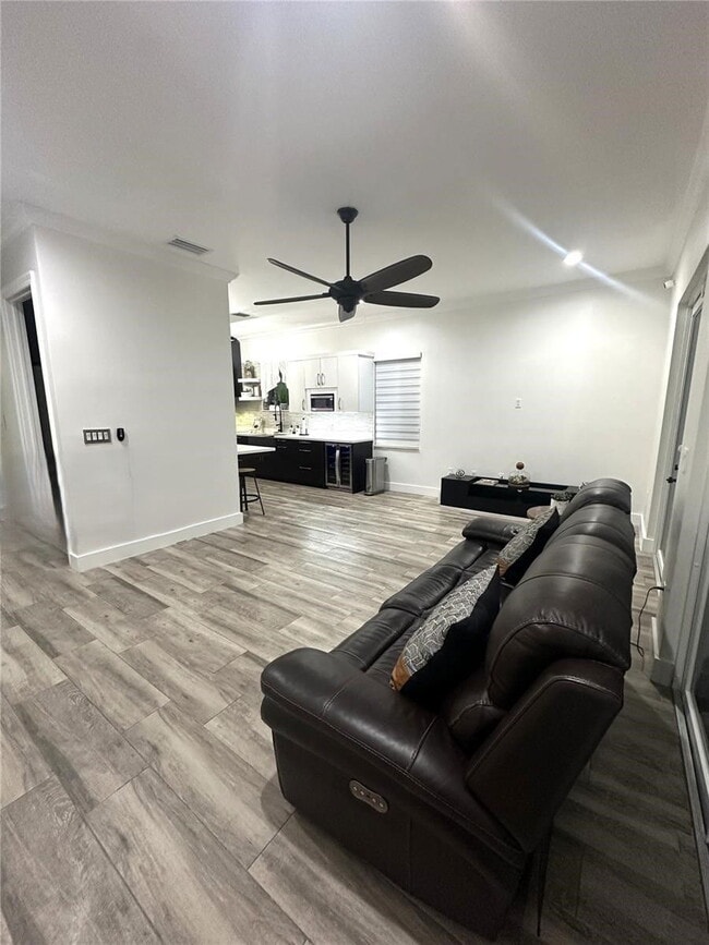 Building Photo - Southwest 3rd Street, Miami, FL 33184 - 4 BR 3 BA single-family home