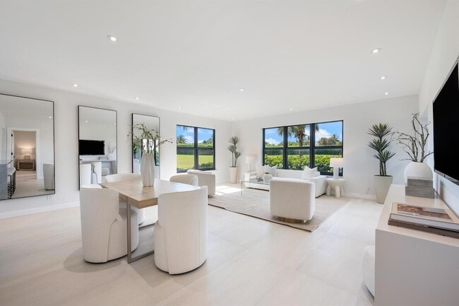 Primary Photo - 800 Greensward Ct