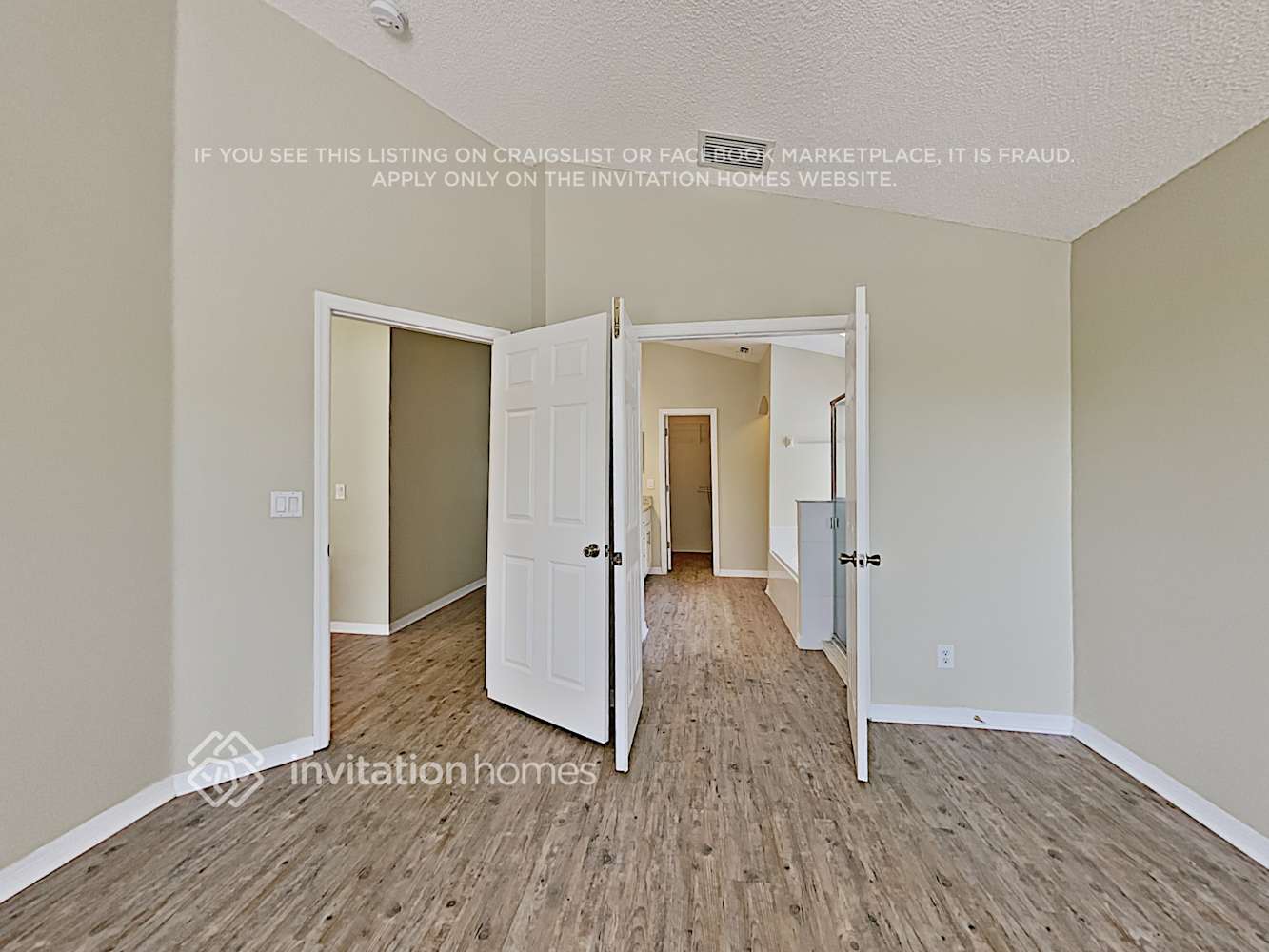 Building Photo - 1060 Rock Springs Dr