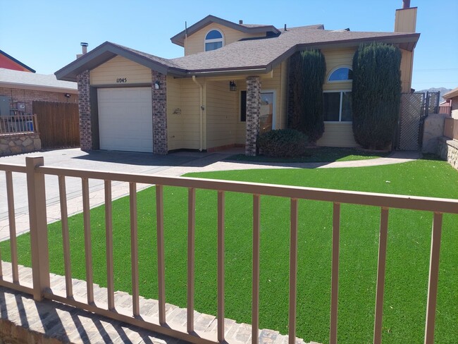 Building Photo - Beautiful Rental near Fort Bliss