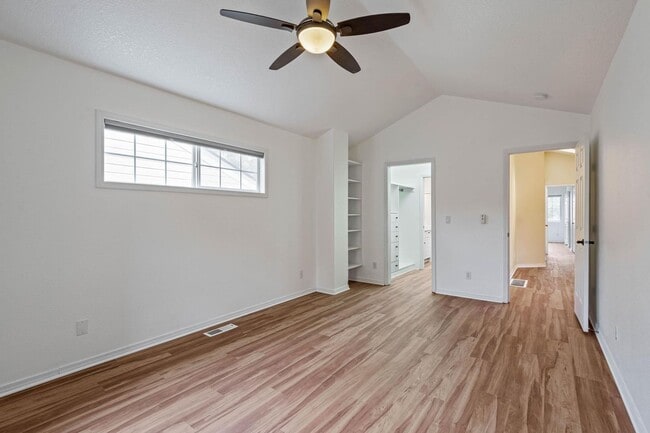 Building Photo - Unique 2-bdrm/2.5-bath duplex w/ A/C—Priva...