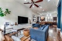 Building Photo - 2171 Helsminster Dr