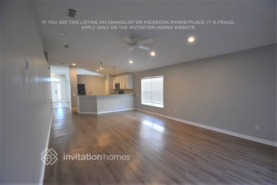 Building Photo - 4278 Ventana Blvd