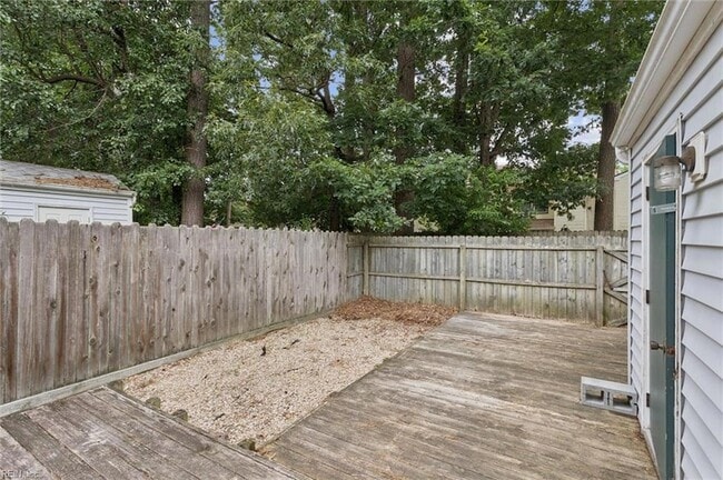 Building Photo - 444 Wayman Ln