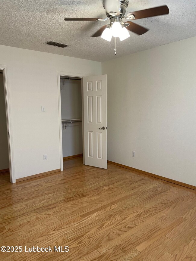 Building Photo - 1109 Liberty Ave