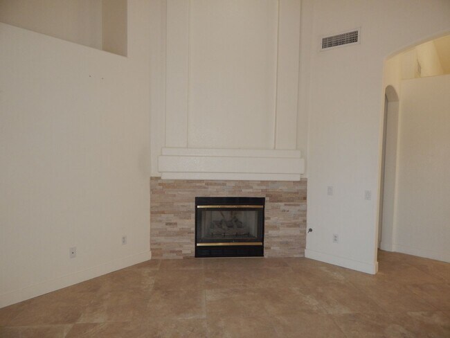Building Photo - 7750 E Castle Valley Way