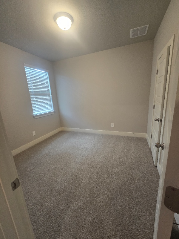 Building Photo - 810 Shatterhand Blvd