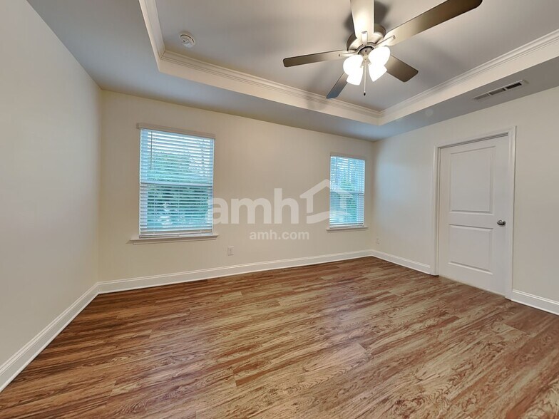 Building Photo - 3204 Brierhill Rd