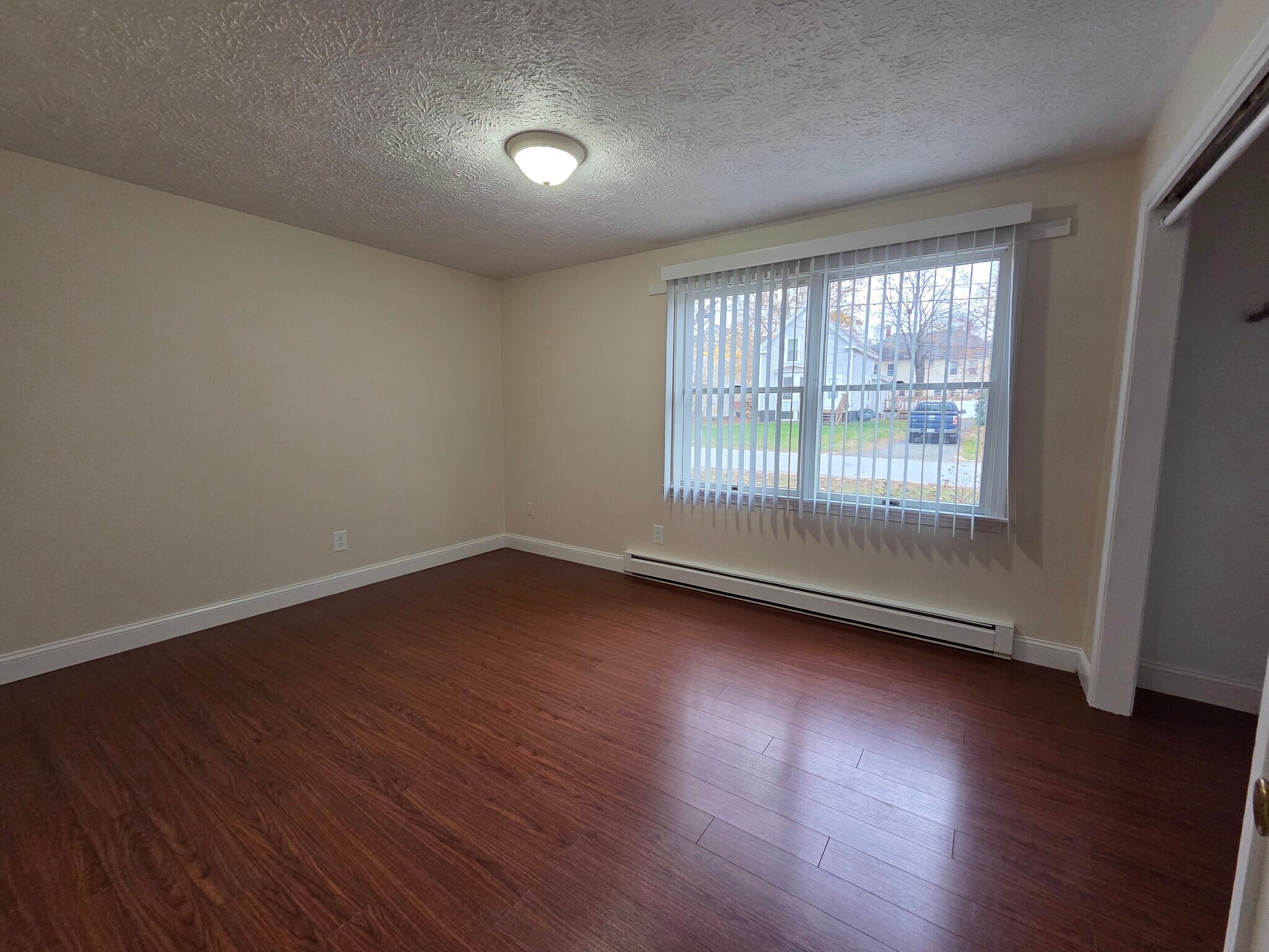 Building Photo - 20 Booker St