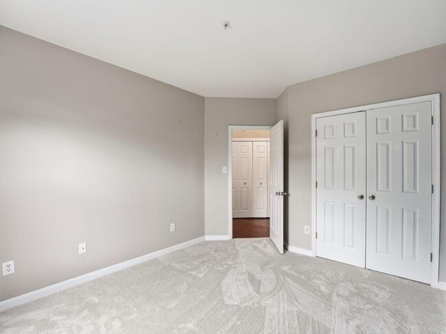 Building Photo - 4667 Longstreet Ln