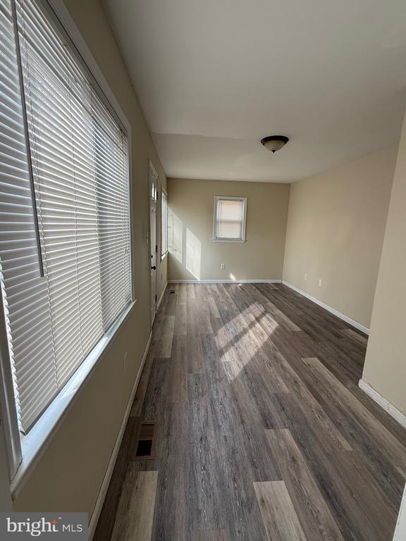 Building Photo - 2421 Ramblewood Dr