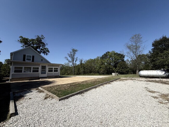 Building Photo - 383 Westover Rd