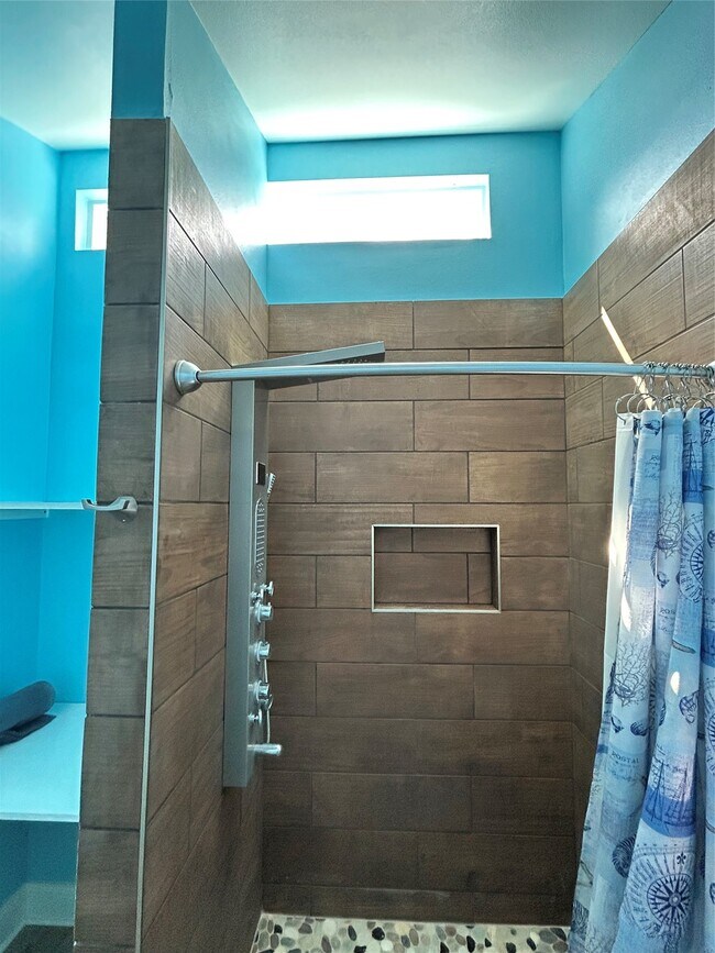 Building Photo - 30 Harbour Ln